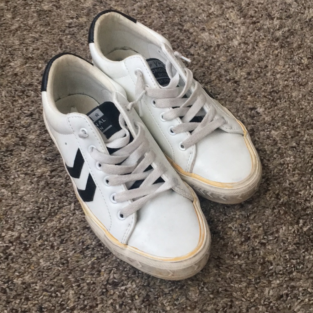 Golden goose dupes